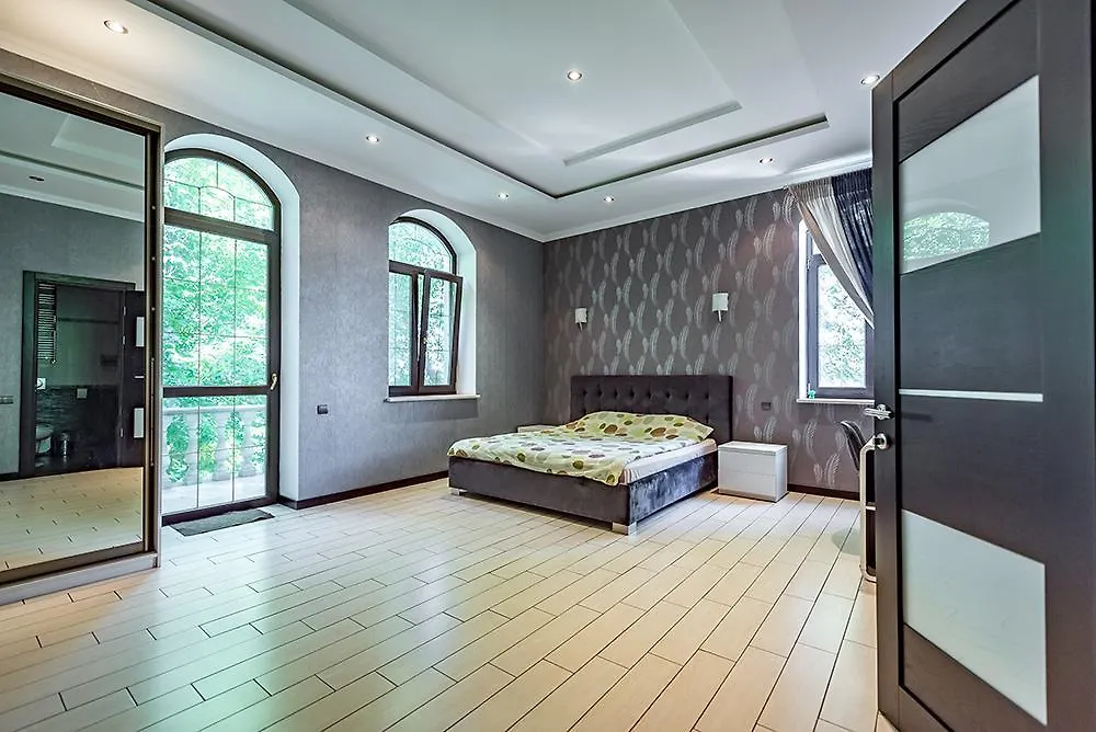 Гостевой дом Отель Whippet House Киев